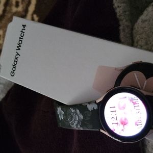 Samsung Watch 4